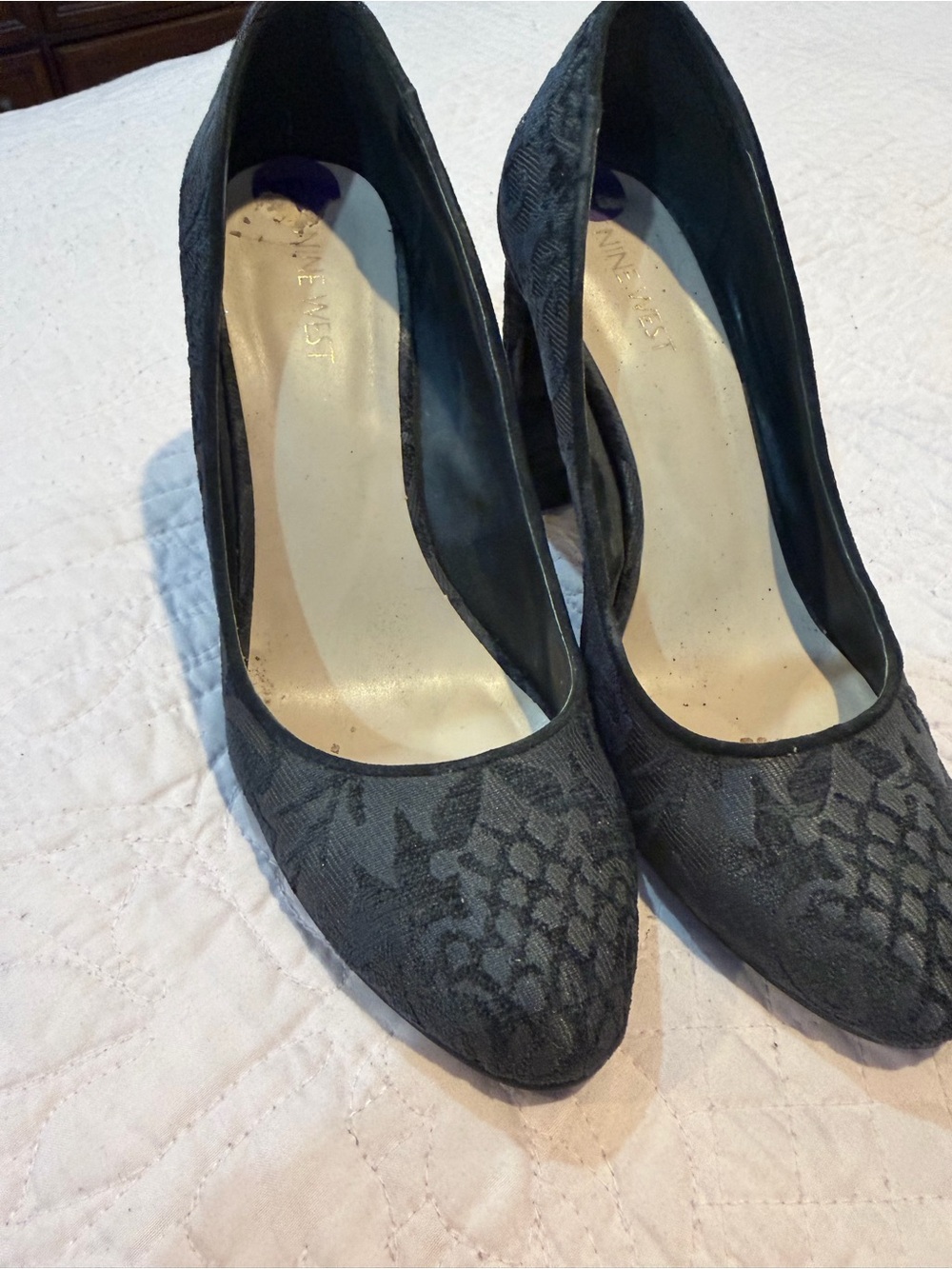 Nine West Dark Gray Floral Jacquard Pointed Toe Pumps